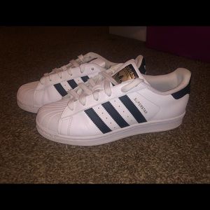 adidas Shoes - Adidas Original Superstar Youth 5.5/ Womens 7.5 adidas Shoes - Adidas Original Superstar Youth 5.5/ Womens 7.5
